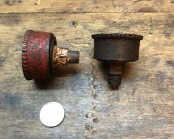 Set of 2 used stauffer greasers nr 4