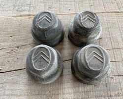 4 hubcaps for Citroen 5HP / 5CV