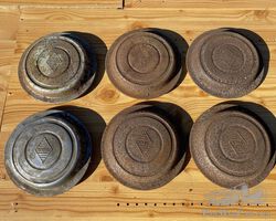 6 Renault hubcaps