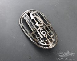 grille badge for Citroën Traction 15-6 cylinders.