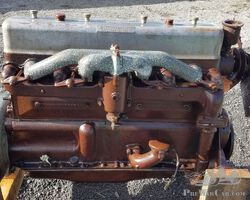 Marmon straight eight OHV engine