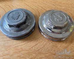 Cadillac hubcaps of the 1920s