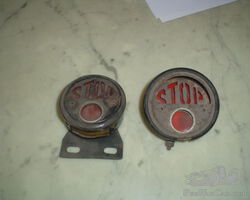 2 tail lights