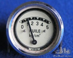 VDO Oil Pressure Gauge