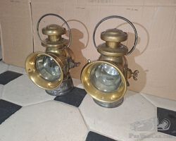 2 Lucas lamps 742 (price 150€)