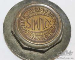 Simplex Automobile Co of NY Threaded Hubcap