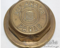 Delahaye Motor Car Co Brass Automobile Threaded Hubcap
