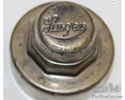 Singer Motor Car Co Threaded Hubcap