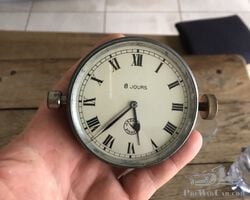 8 day clock