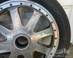 orignal Molsheim t35 wheel signed by rene dreyfus