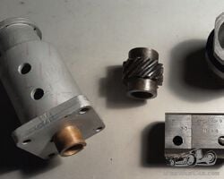 BUGATTI TYPE 35 – ORIGINAL MOL​SHEIM-NUMBERED VERTICAL DRIVE PARTS