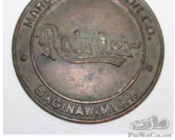 1909-1911 Rainier Marquette Motor Car Co Hubcap Emblem Badge