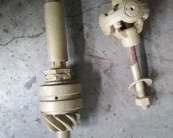 Inner driveshaft with pignon and more chassisparts for circa 1912 Adler