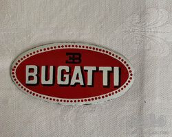 Bugatti badge round dots