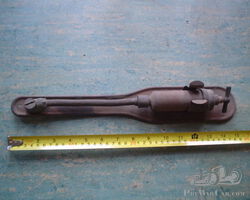 greasegun with braeket