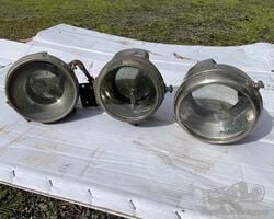 3 side lamps with miror