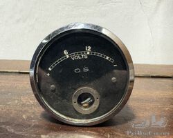 Hispano-Suiza J12 O.S. voltmeter