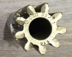 Pinion starter for Maybach Wehrmacht vehicles