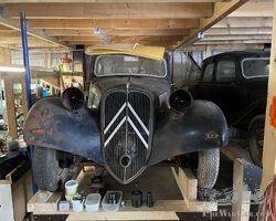 Citroën Traction Avant Blue