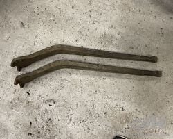 Front axle trailing arms for Delahaye 135