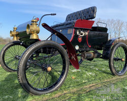 Oldsmobile Curved dash runabout - 1903