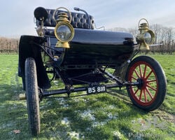 Oldsmobile Curved dash runabout - 1904