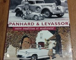 Livre Panhard et Levassor
