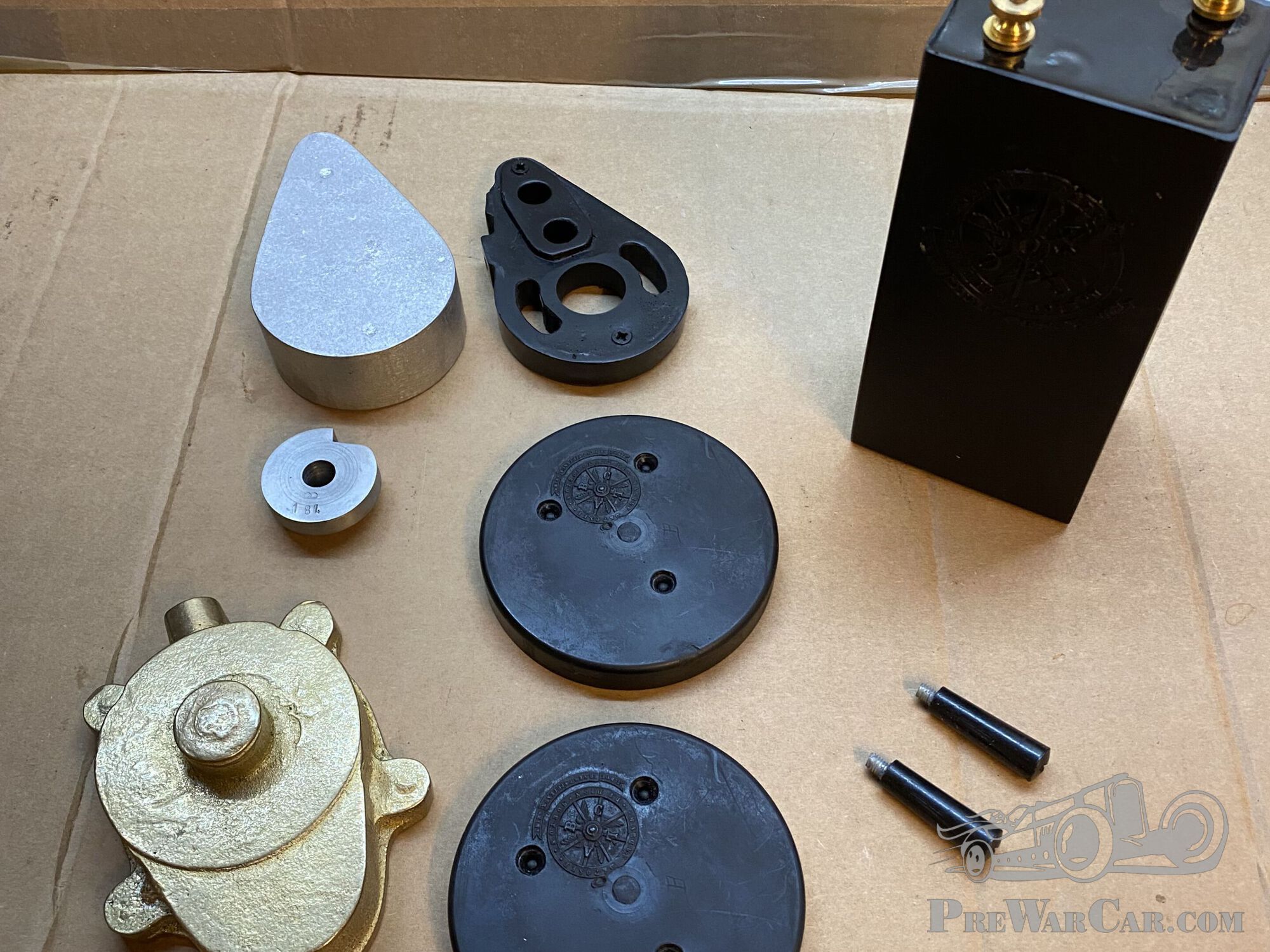 Early de Dion parts