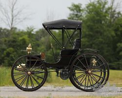 1908 Holsman Model 10 Runabout | The Auburn Auction | August 29 - 31