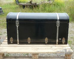 Trunk made for Cadillac and other big cars