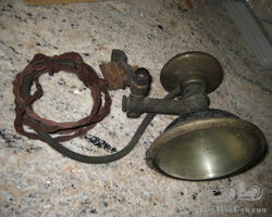 Pillar Mounted Spot Lamp with Rear View Mirror
