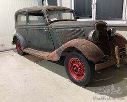 1934 Ford V8 Tudor