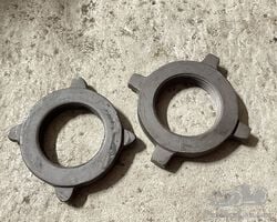Bugatti type 35 wheel nuts