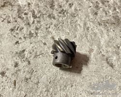 Bugatti type 57 distributor gear