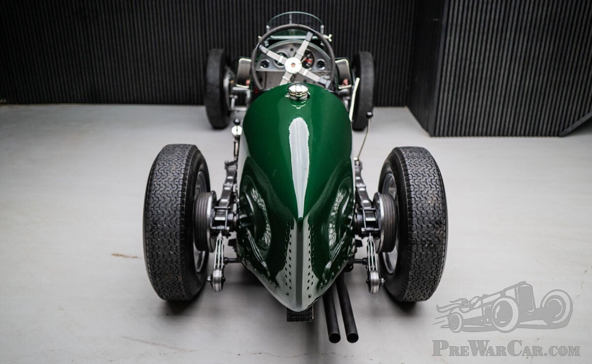 Single Wheel Car: Revolutionizing Urban Mobility