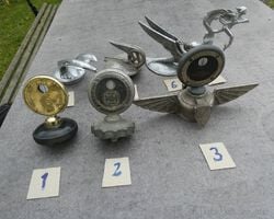 4 mascots , 3 moto-meters