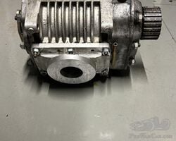 Volumex compressor with carburettor inlet manifold and outlet manifold,