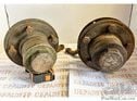 Pair of Lion Peugeot spindle assembly