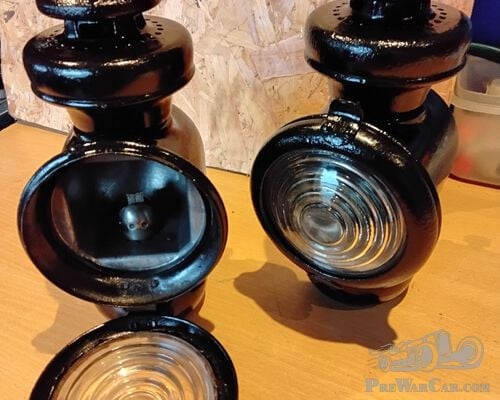 Pair of American Dietz oil sidelights