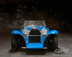 BUGATTI STAR 55 Roadster « Junior » par AROLA - DE LA CHAPELLE