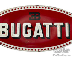 Plaque émaillée à l’ovale figurant le logo BUGATTI