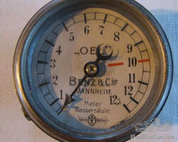 SOLD Benz & Cie Oil pressure gauge manometer
