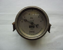 Morris oil gauge