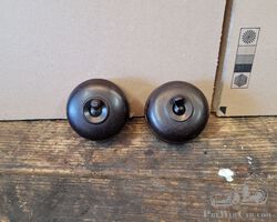2 brown switches