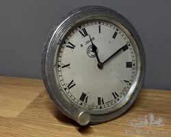 Jaeger 8 hour clock