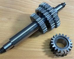 Gears for gearbox - layshaft