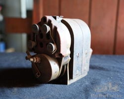 Bosche Type D4 magneto