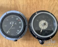 Elliot speedometer 80mph/ Elliott rev counter
