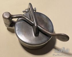 Bonora flip top filler cap