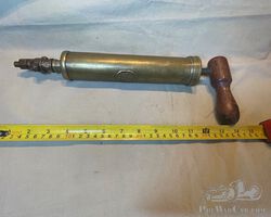 Hattersley & Davidson vintage car dashboard air pump